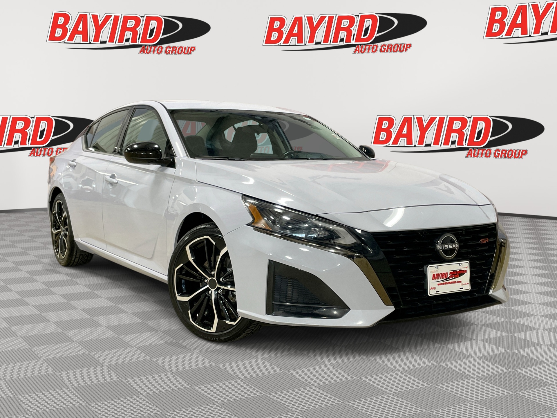 Used 2024 Nissan Altima 2.5 SR Sedan