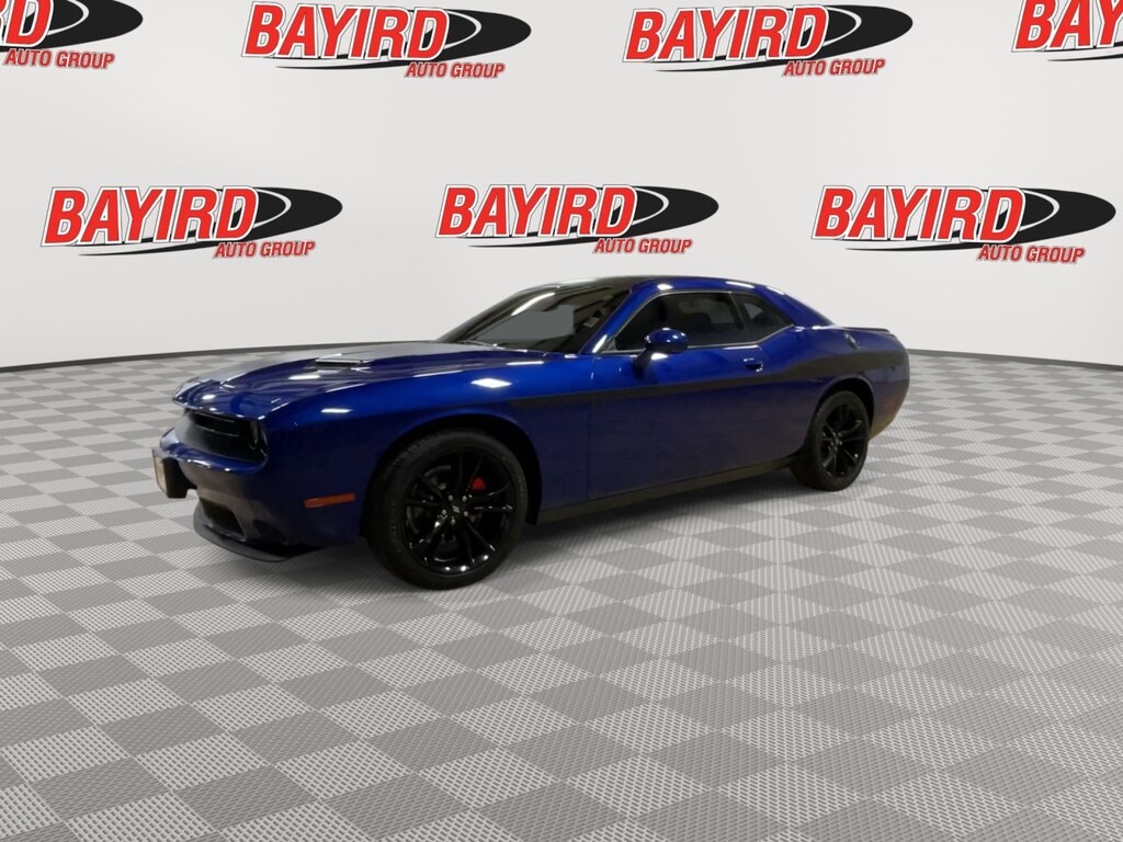 Used 2018 Dodge Challenger SXT Coupe