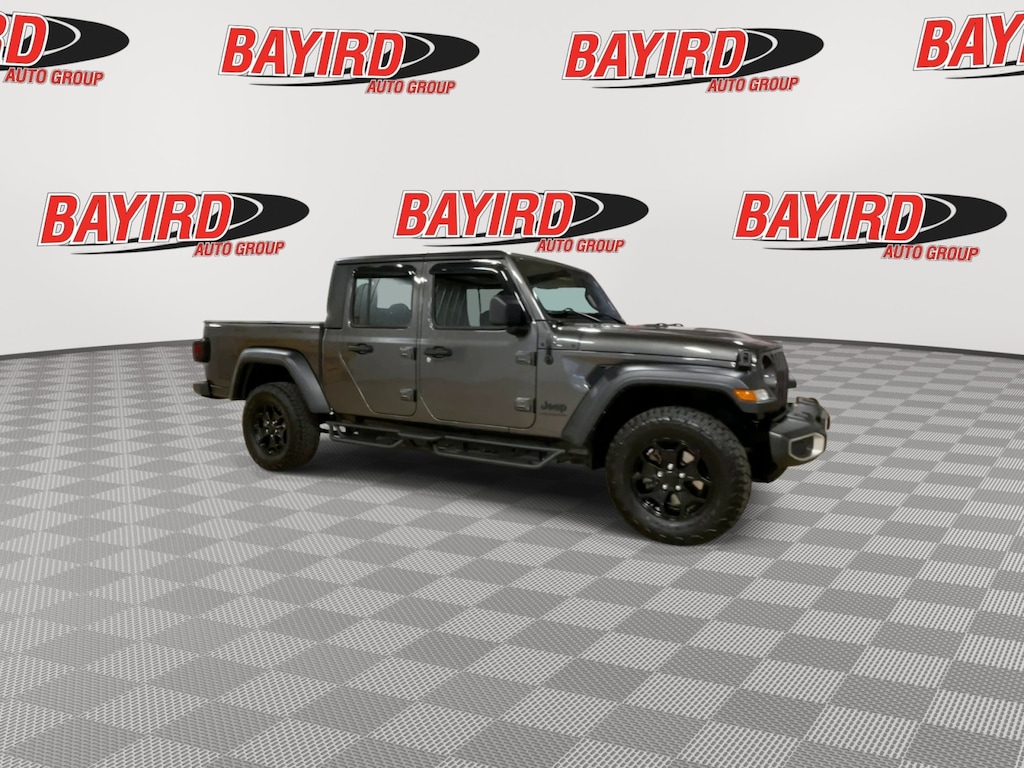 Used 2023 Jeep Gladiator Sport Truck Crew Cab