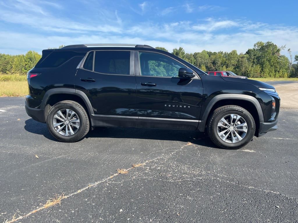 Used 2025 Chevrolet Equinox LT SUV