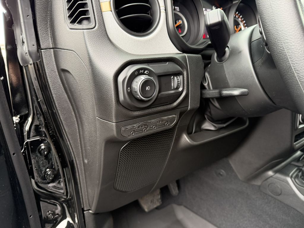 2026 Jeep Wrangler 4-Door Sport - Photo 16