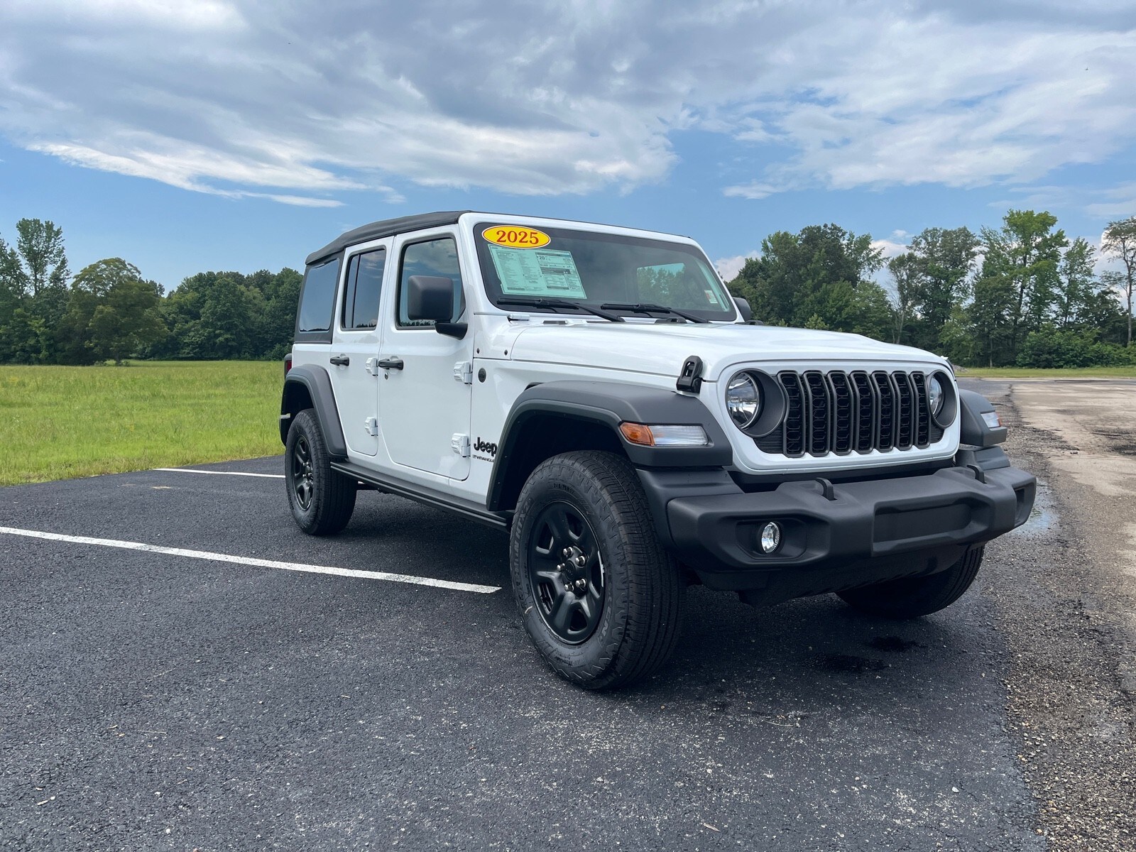 2025 Jeep Wrangler Sport photo 3
