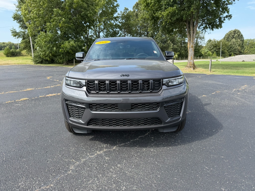 New 2026 Jeep Grand Cherokee Laredo Sport Utility