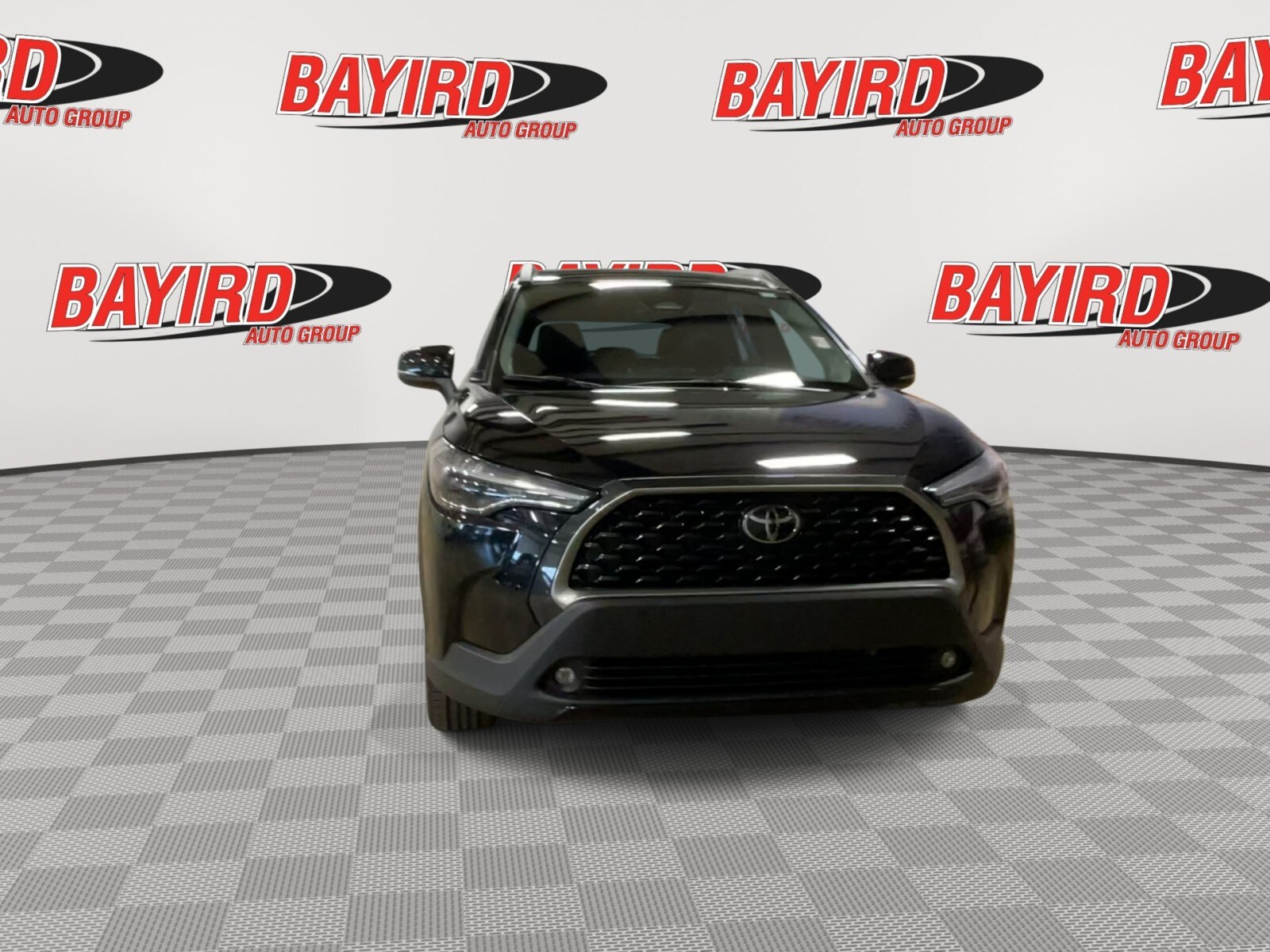2023 Toyota Corolla Cross XLE photo 2