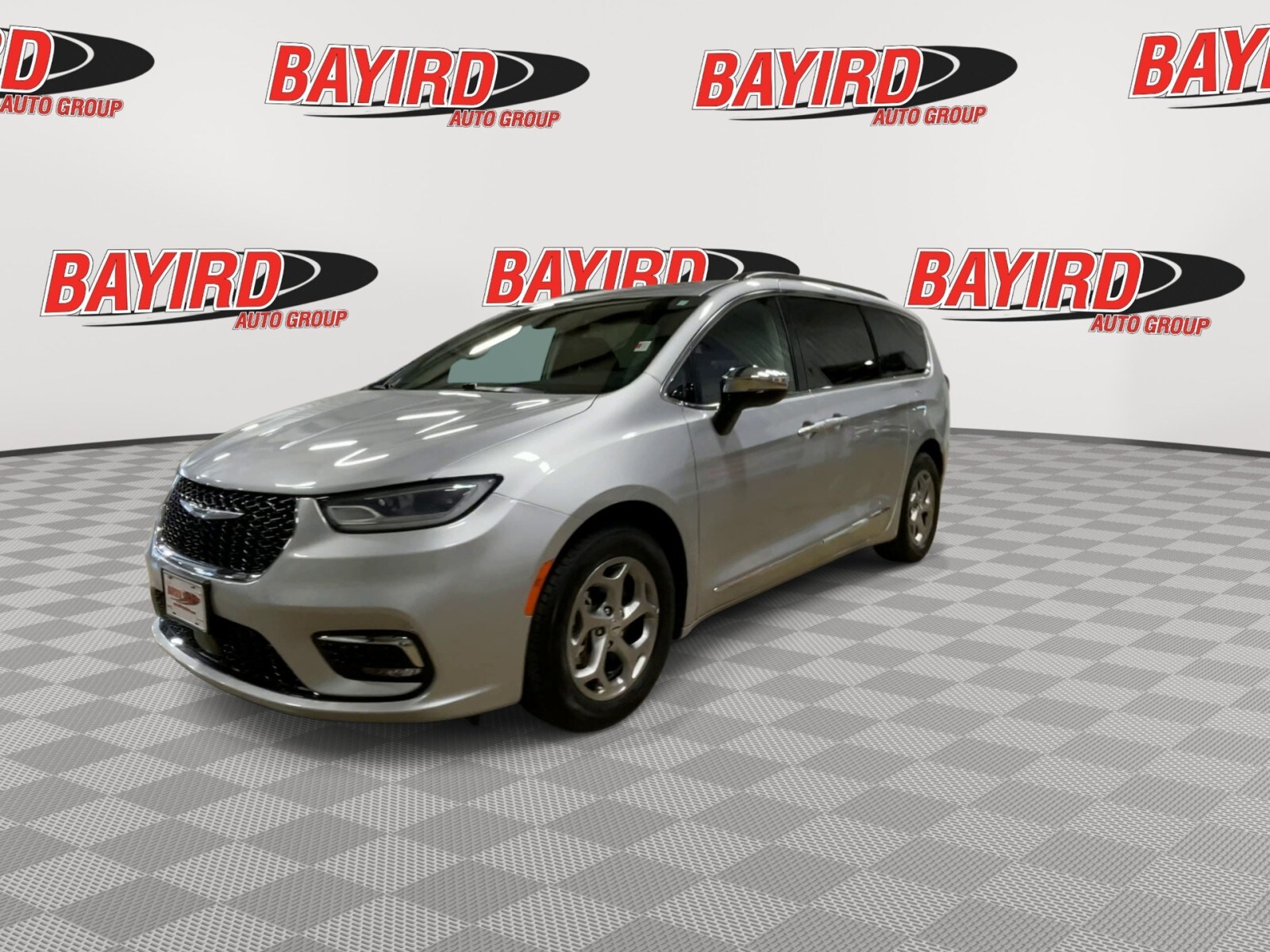 2023 Chrysler Pacifica Limited photo 4
