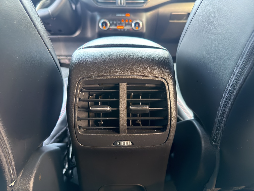 2025 Ford Escape ST-Line Select - Photo 26