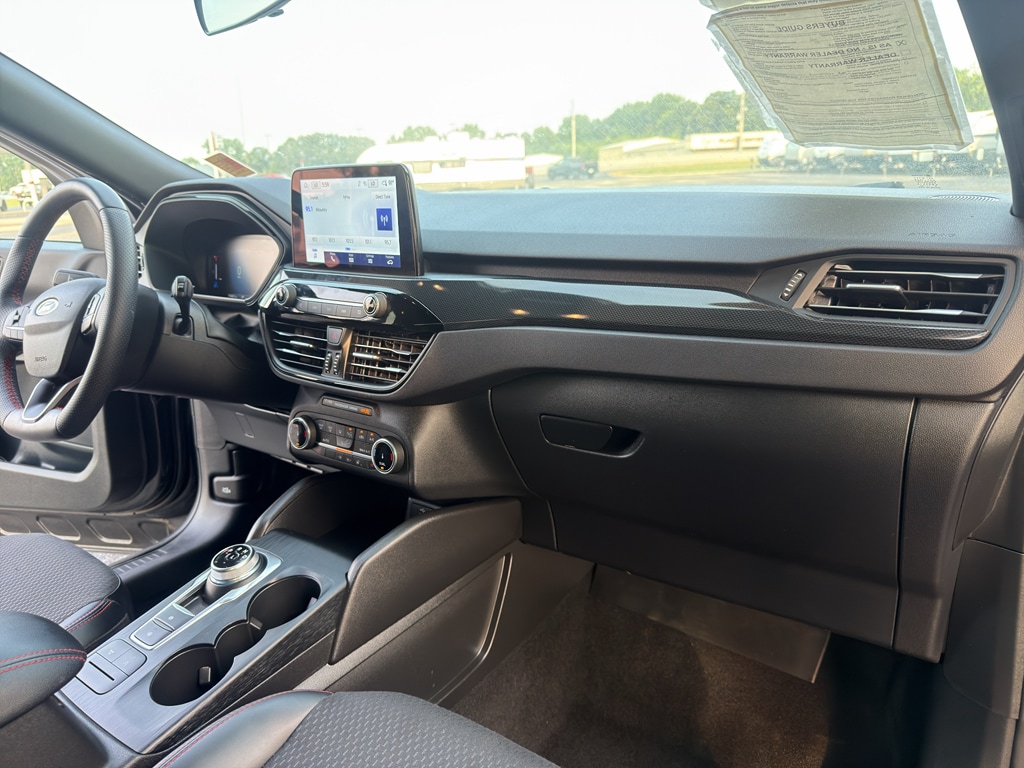 2025 Ford Escape ST-Line Select - Photo 25