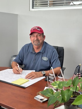 Staff member Keith Hunt from feda6355ae86