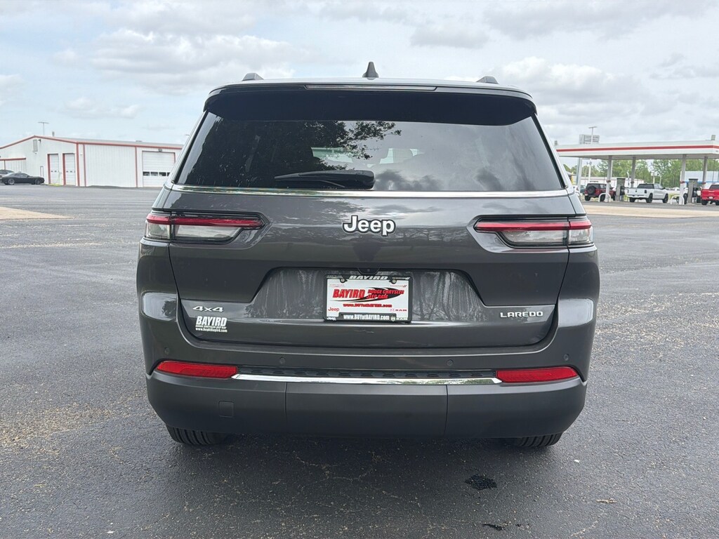Used 2025 Jeep Grand Cherokee L Laredo SUV