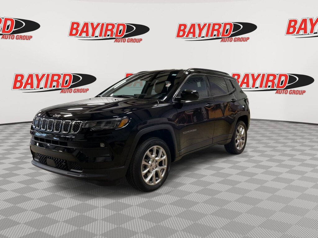 Used 2023 Jeep Compass Latitude Lux SUV