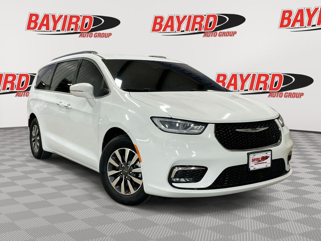 Used 2021 Chrysler Pacifica Touring L Van Passenger Van