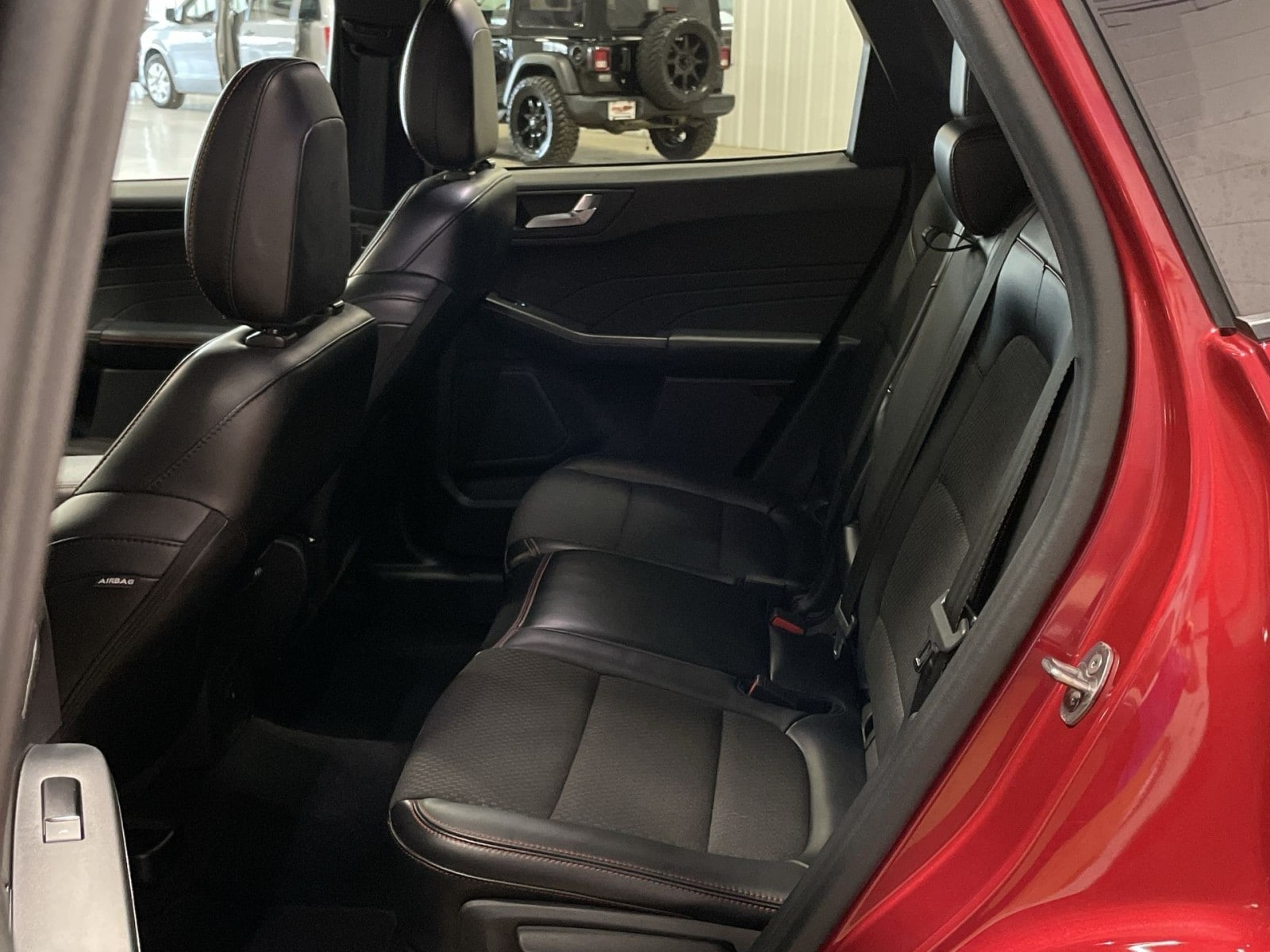 2024 Ford Escape ST-Line - Photo 23