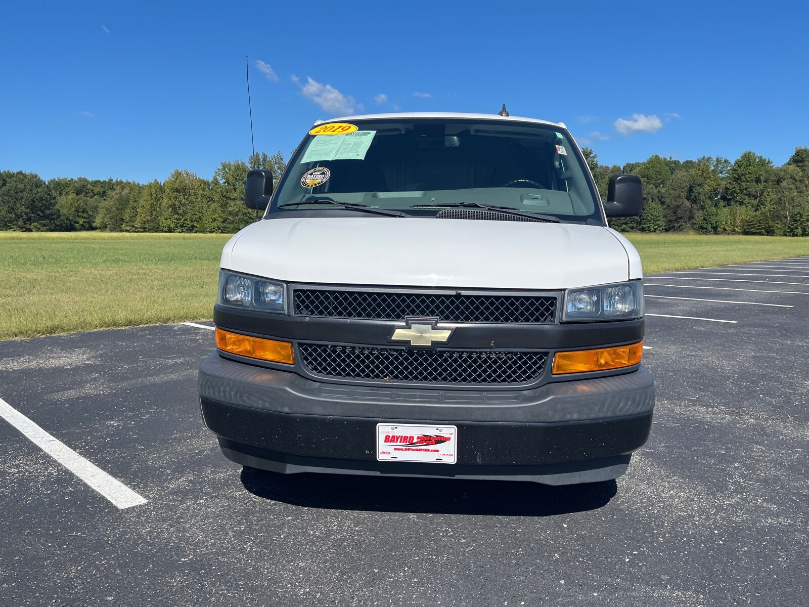 2019 Chevrolet Express 3500 Work Cargo Van photo 2