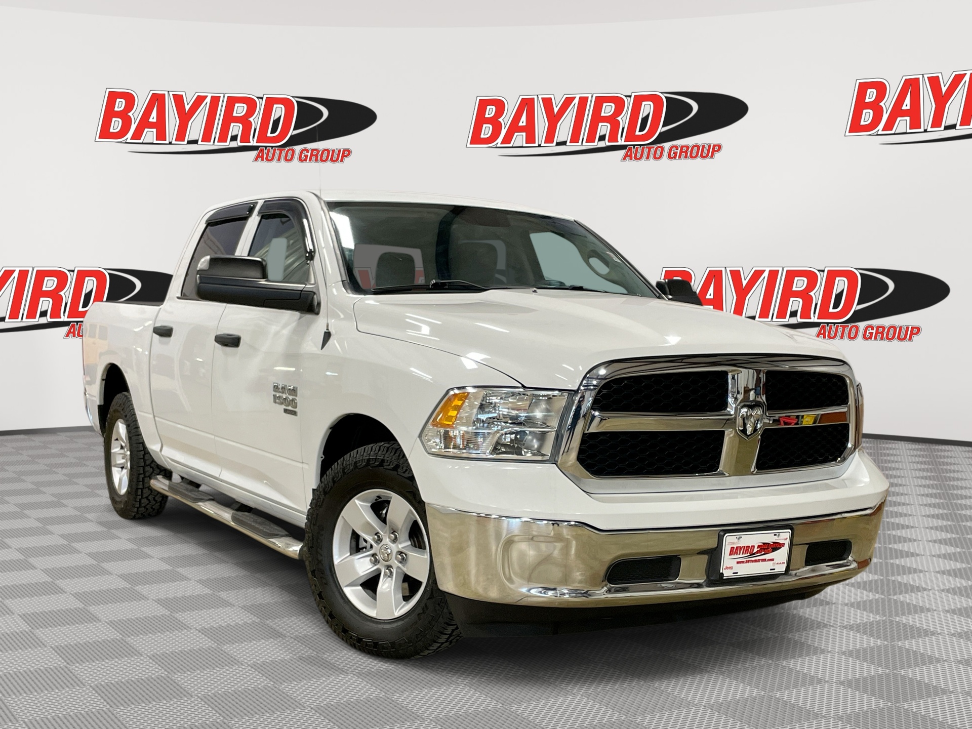 2022 Ram 1500 Classic SLT Truck Crew Cab