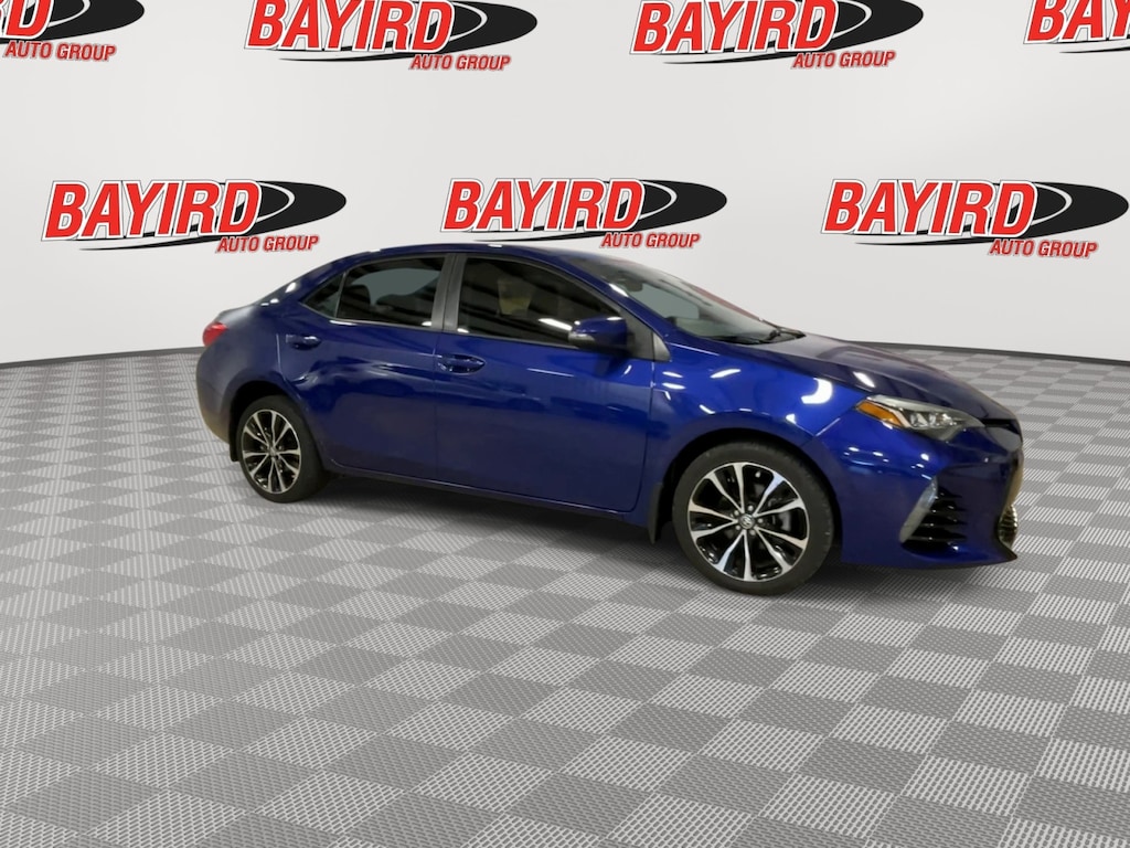 Used 2018 Toyota Corolla SE Sedan