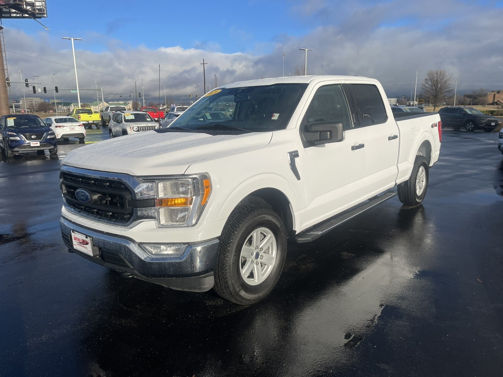 2021 Ford F-150 XLT photo 3