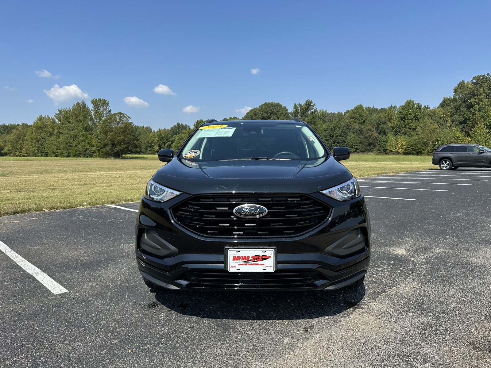 2024 Ford Edge SE photo 2