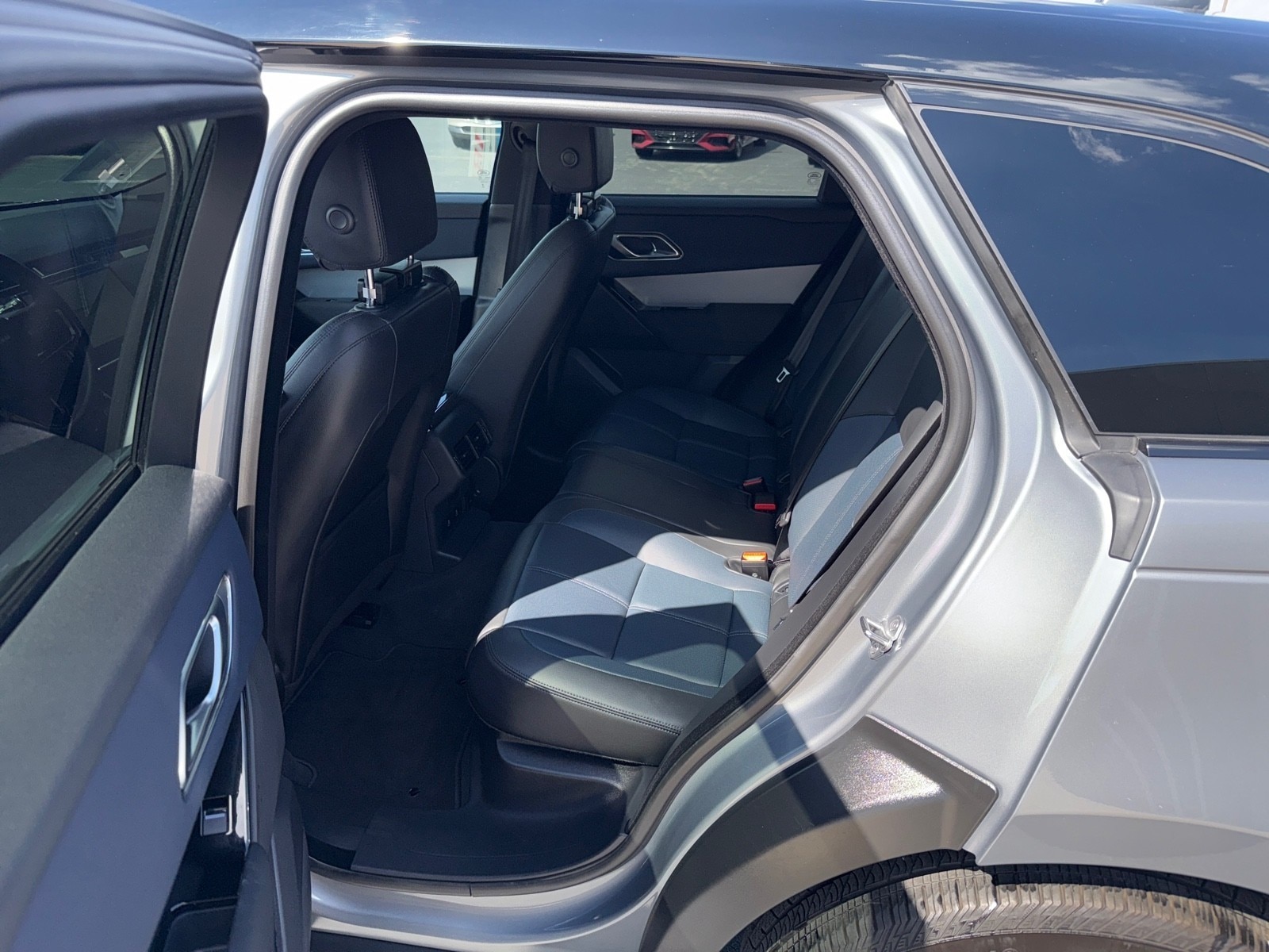 2025 Land Rover Range Rover Velar S - Photo 10