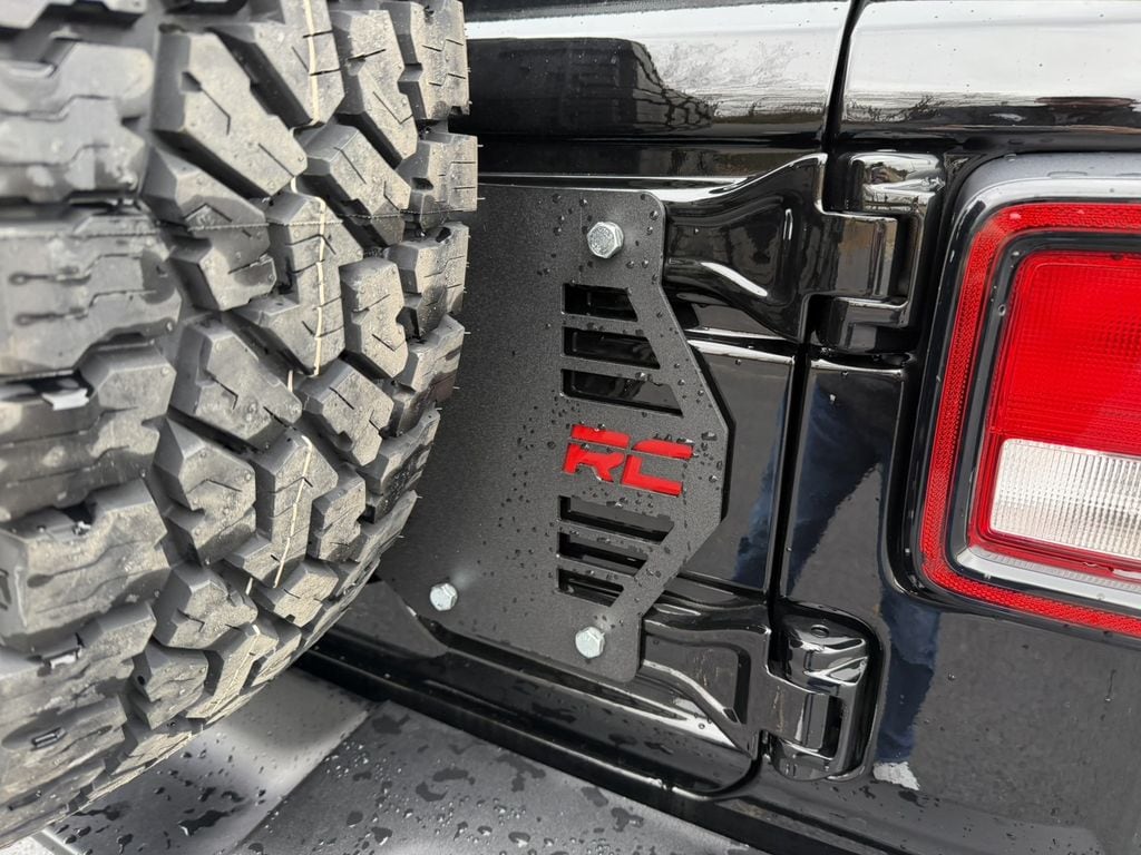 2026 Jeep Wrangler 4-Door Sport - Photo 9