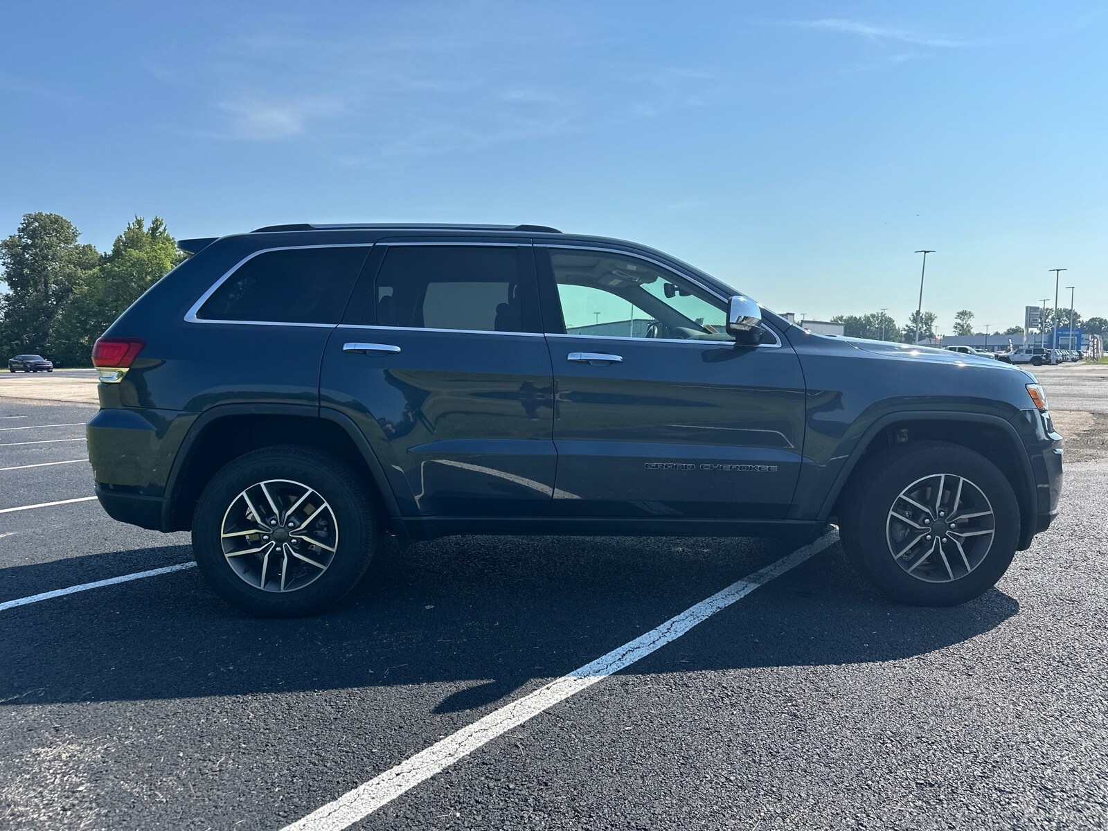 2021 Jeep Grand Cherokee Limited photo 4