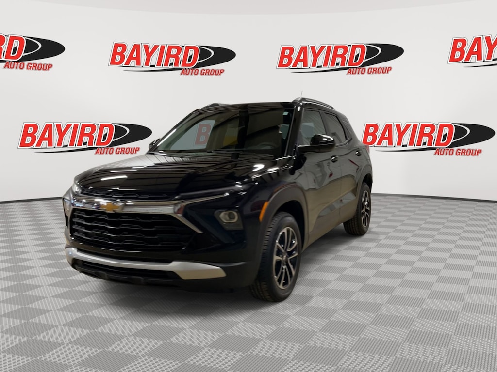 Used 2025 Chevrolet Trailblazer LT SUV