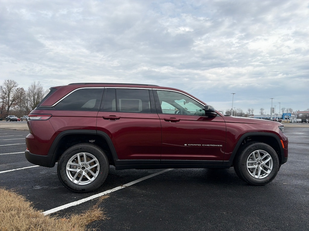 New 2025 Jeep Grand Cherokee LAREDO X 4X2 Sport Utility