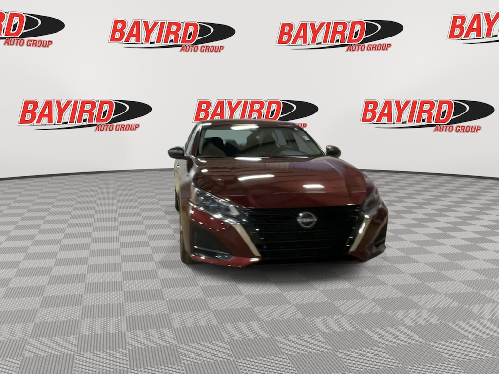Used 2024 Nissan Altima 2.5 SV Sedan