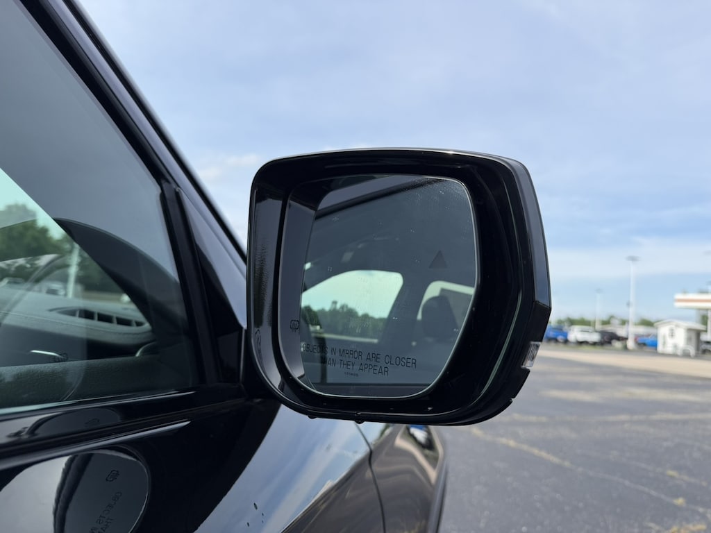 New 2026 Jeep Grand Cherokee L Laredo Sport Utility