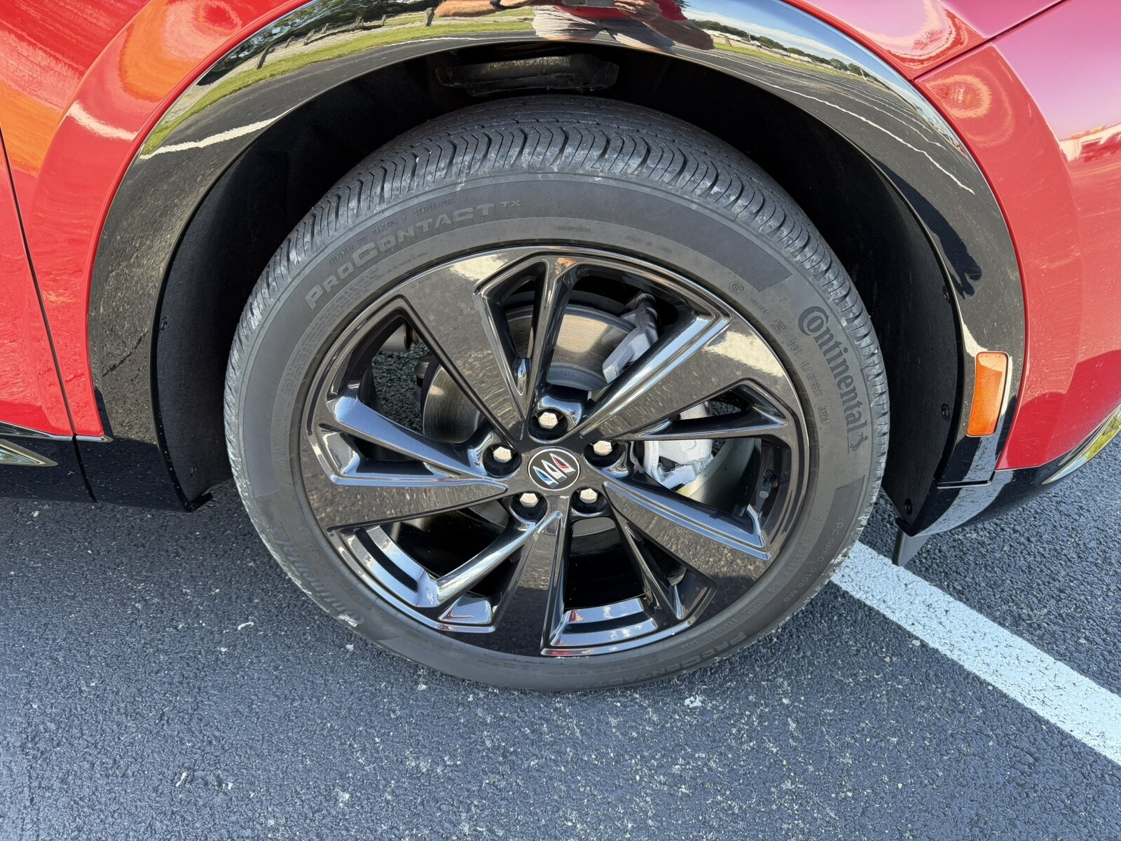 2025 Buick Envision Sport Touring photo 4
