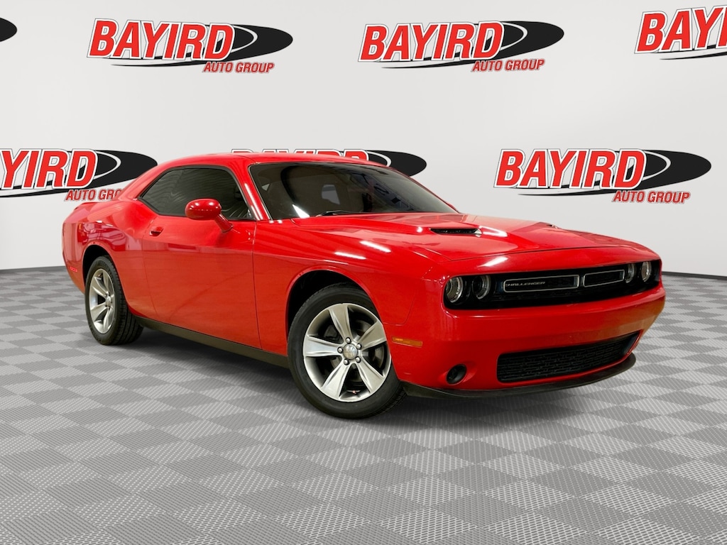 Used 2018 Dodge Challenger SXT Coupe