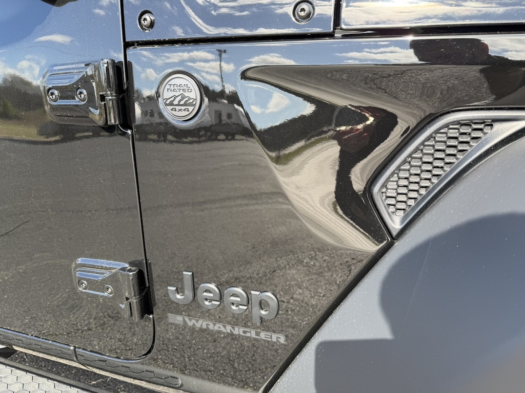 New 2026 Jeep Wrangler 4-DOOR SPORT S Sport Utility