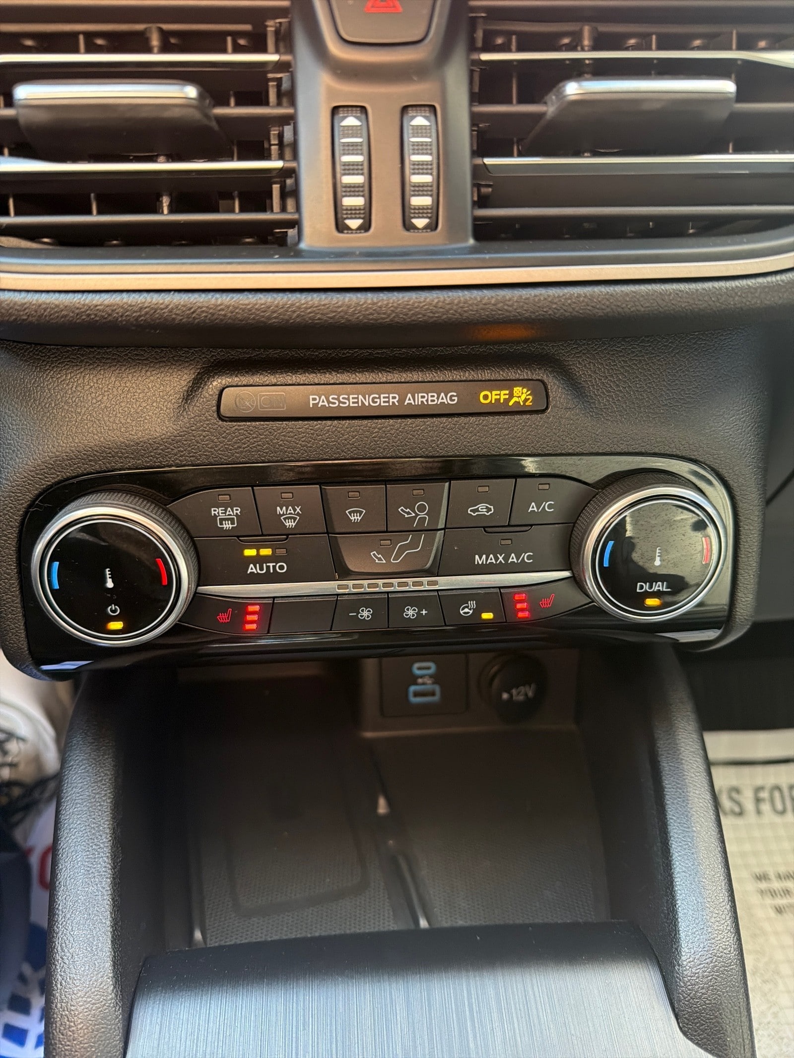 2022 Ford Escape SEL - Photo 16