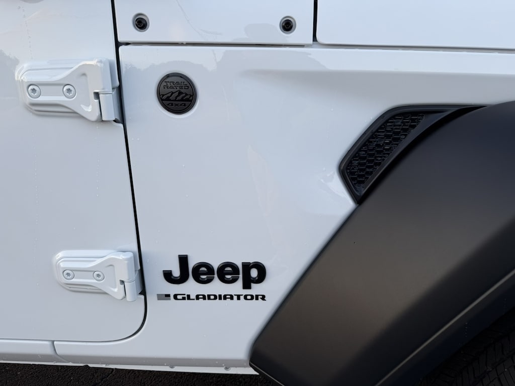 New 2026 Jeep Gladiator SPORT 4X4 Pickup