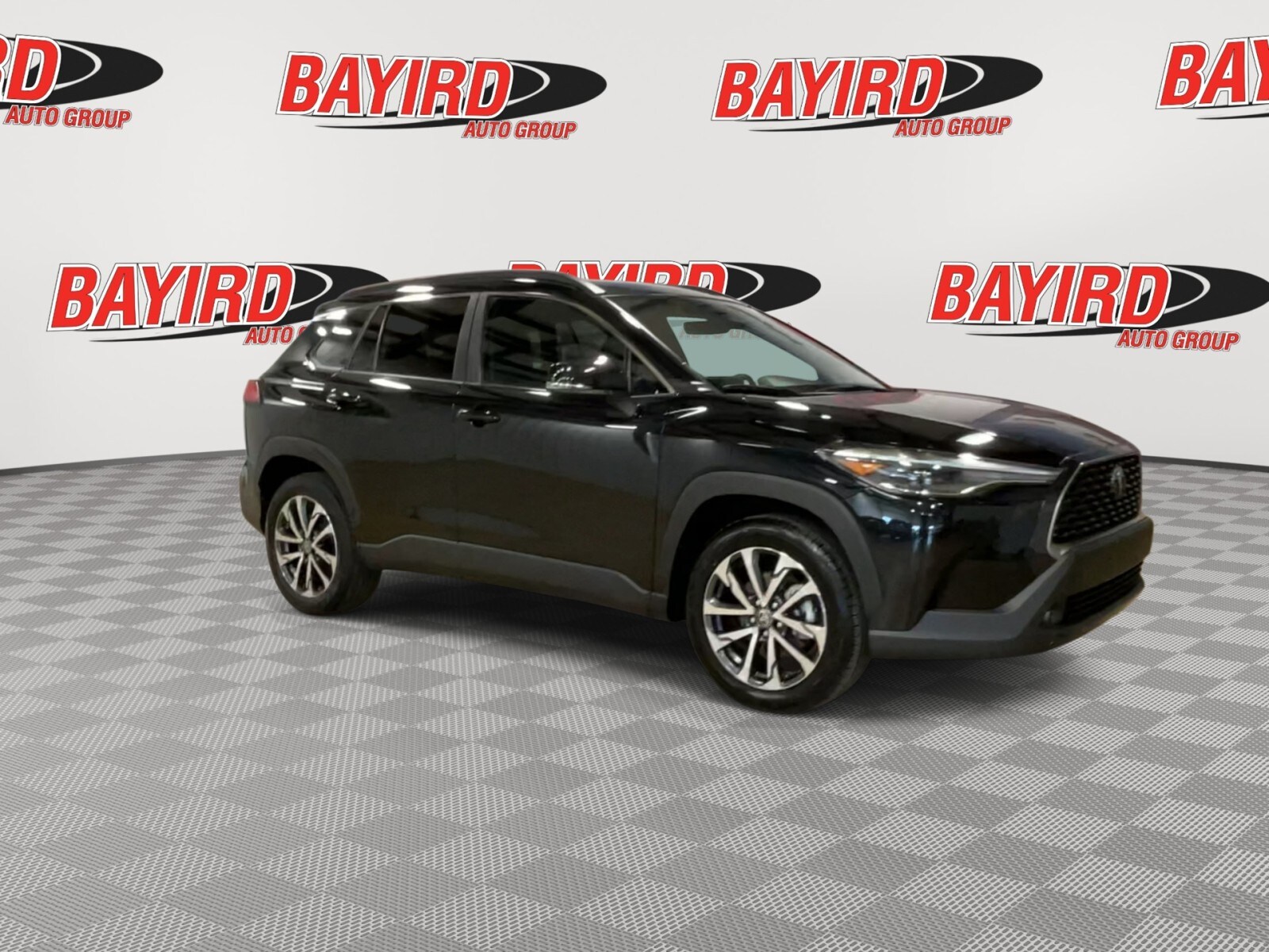 2023 Toyota Corolla Cross XLE photo 2