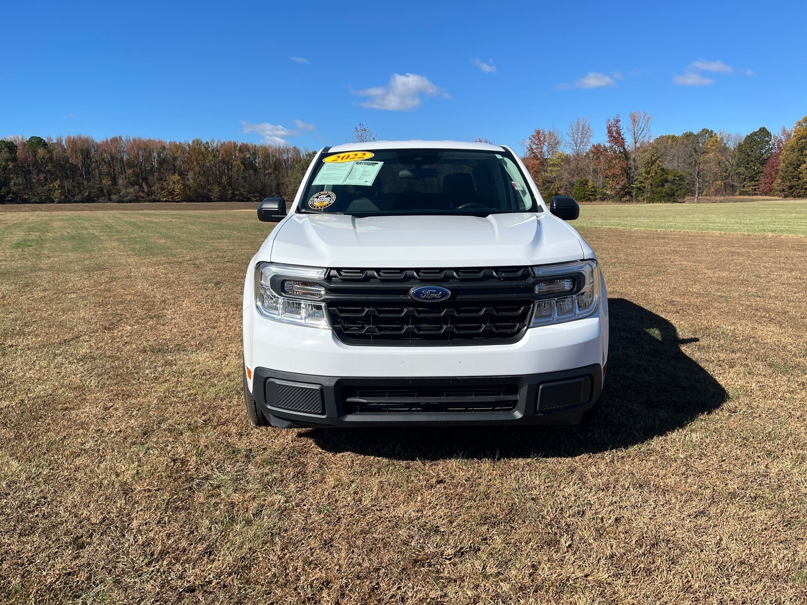 2022 Ford Maverick XL photo 2