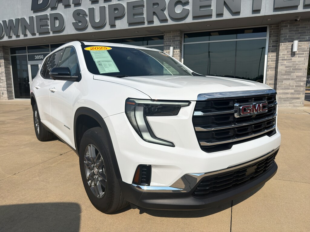 Used 2025 GMC Acadia Elevation SUV