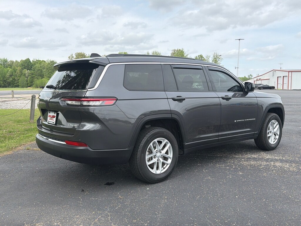 Used 2025 Jeep Grand Cherokee L Laredo SUV