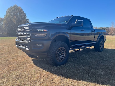 2026 Ram 2500 TRADESMAN CREW CAB 4X4 6'4 BOX Pickup