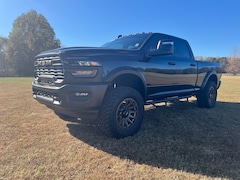 2026 Ram 2500 TRADESMAN CREW CAB 4X4 6'4 BOX Pickup