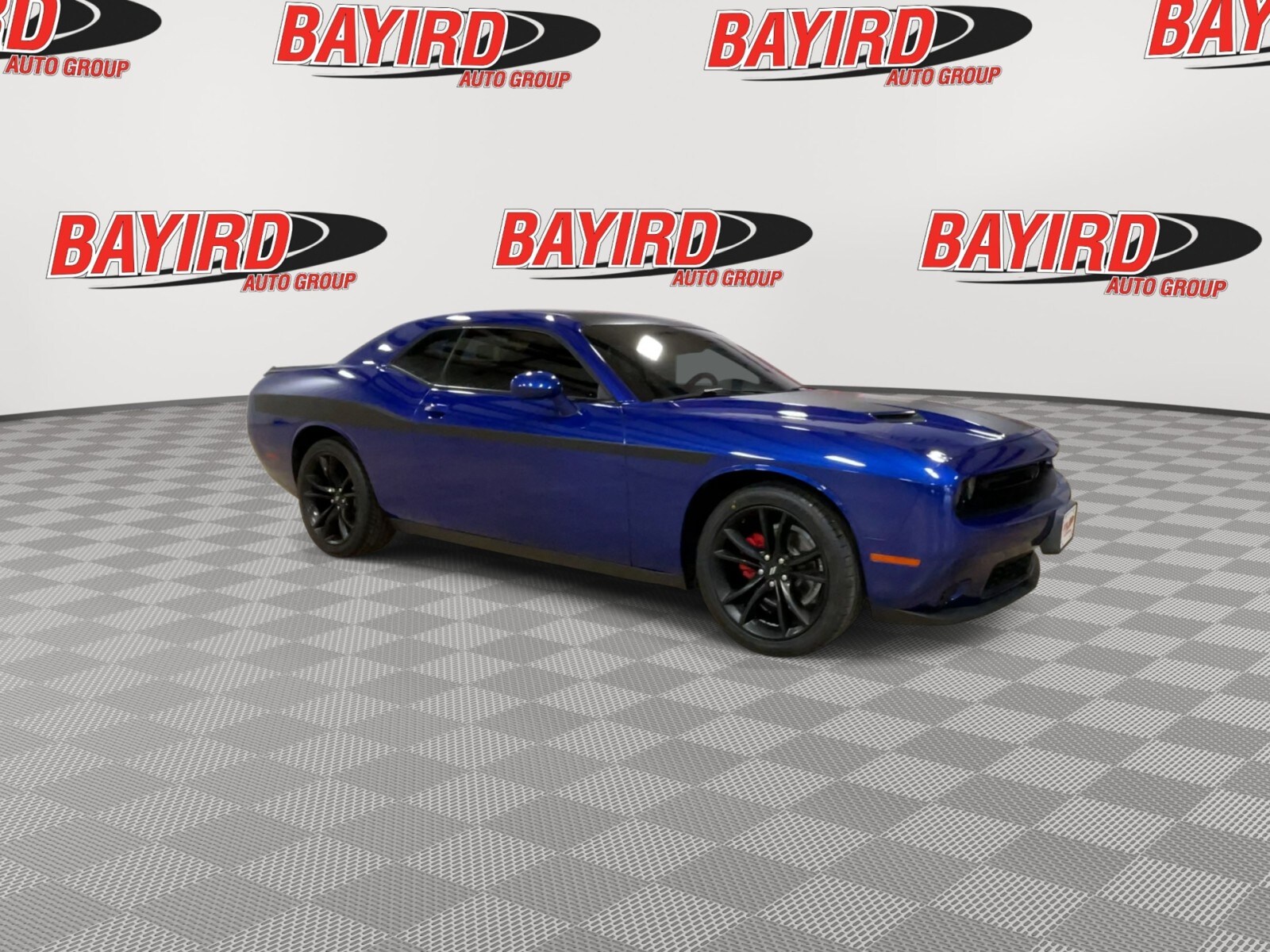 2018 Dodge Challenger SXT photo 2