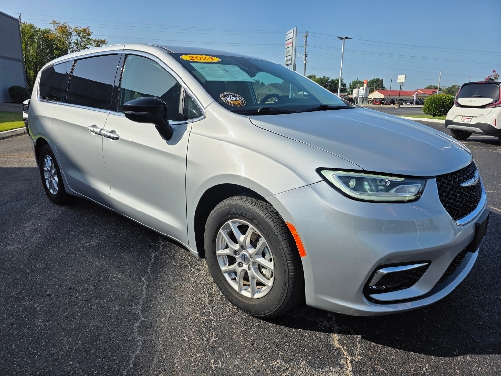 Used 2024 Chrysler Pacifica Touring L Van Passenger Van