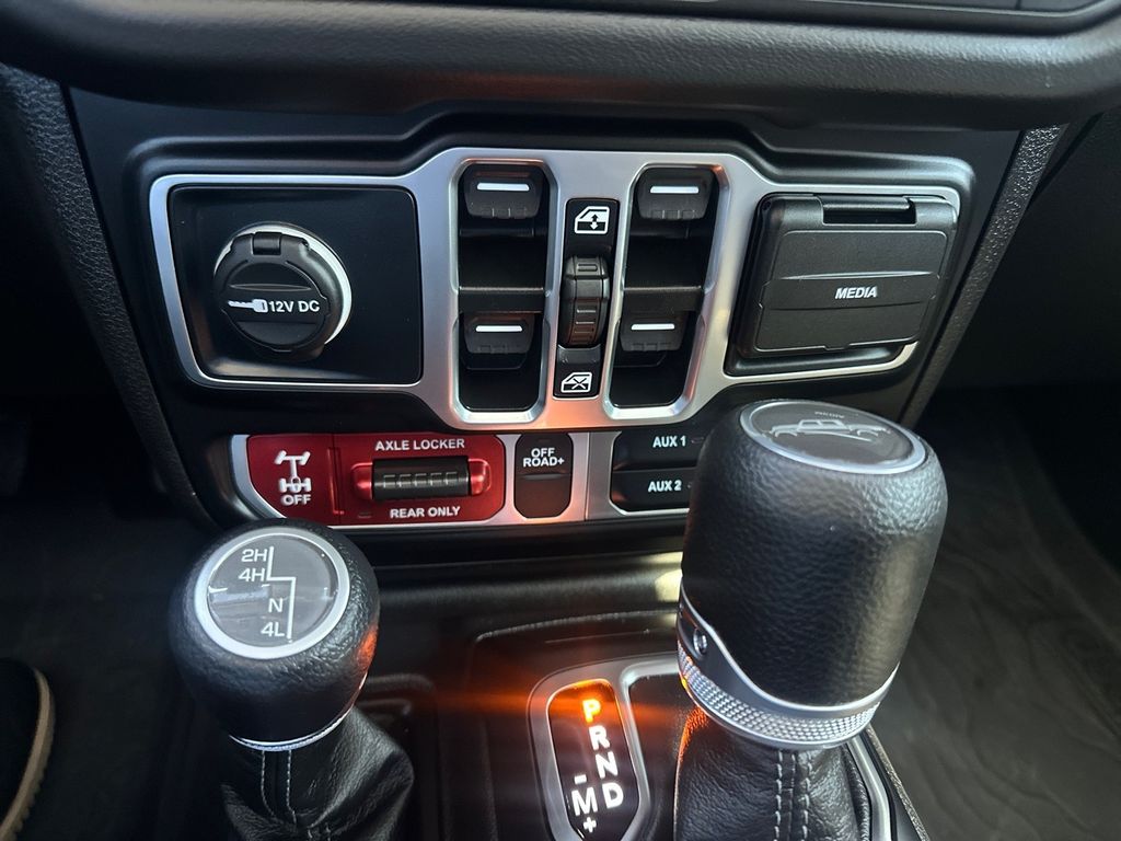 2025 Jeep Gladiator Mojave - Photo 28