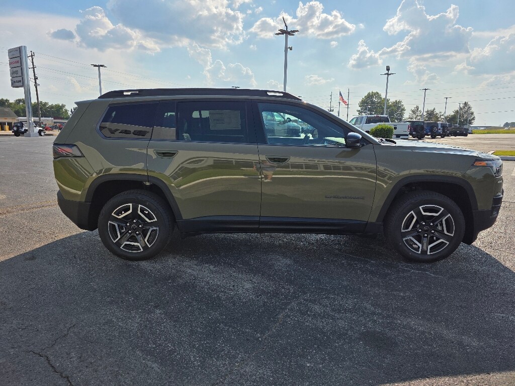 New 2026 Jeep Cherokee Laredo/Limited Sport Utility