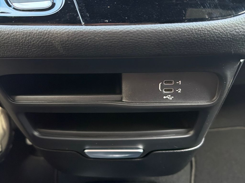 2026 Chrysler Pacifica Select - Photo 21