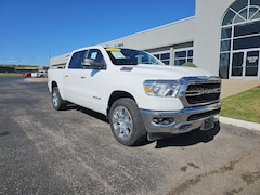 2022 Ram 1500 Big Horn/Lone Star Truck Crew Cab