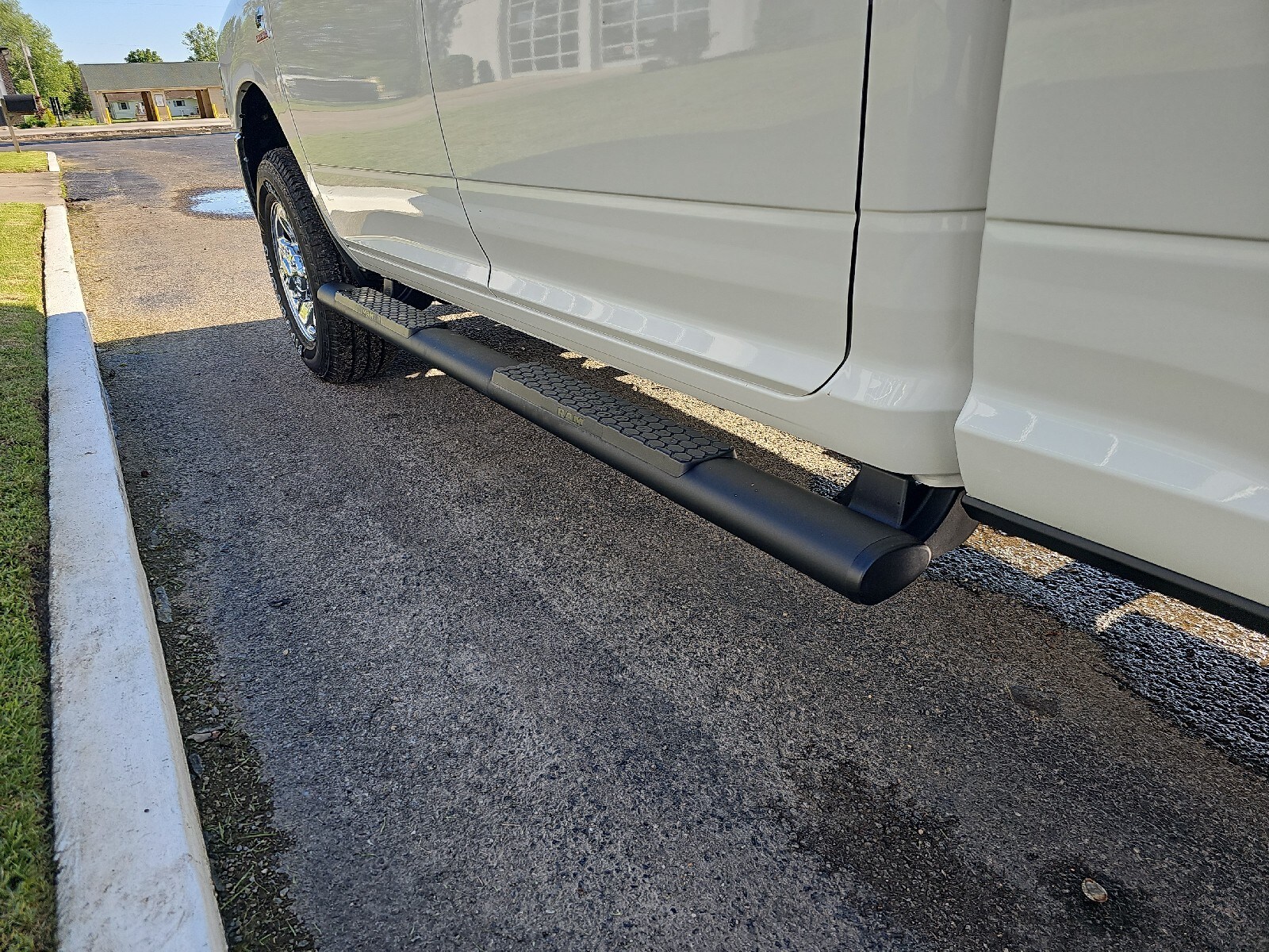 2025 RAM 2500 Tradesman - Photo 8