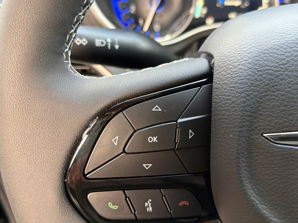 2026 Chrysler Pacifica Select - Photo 16
