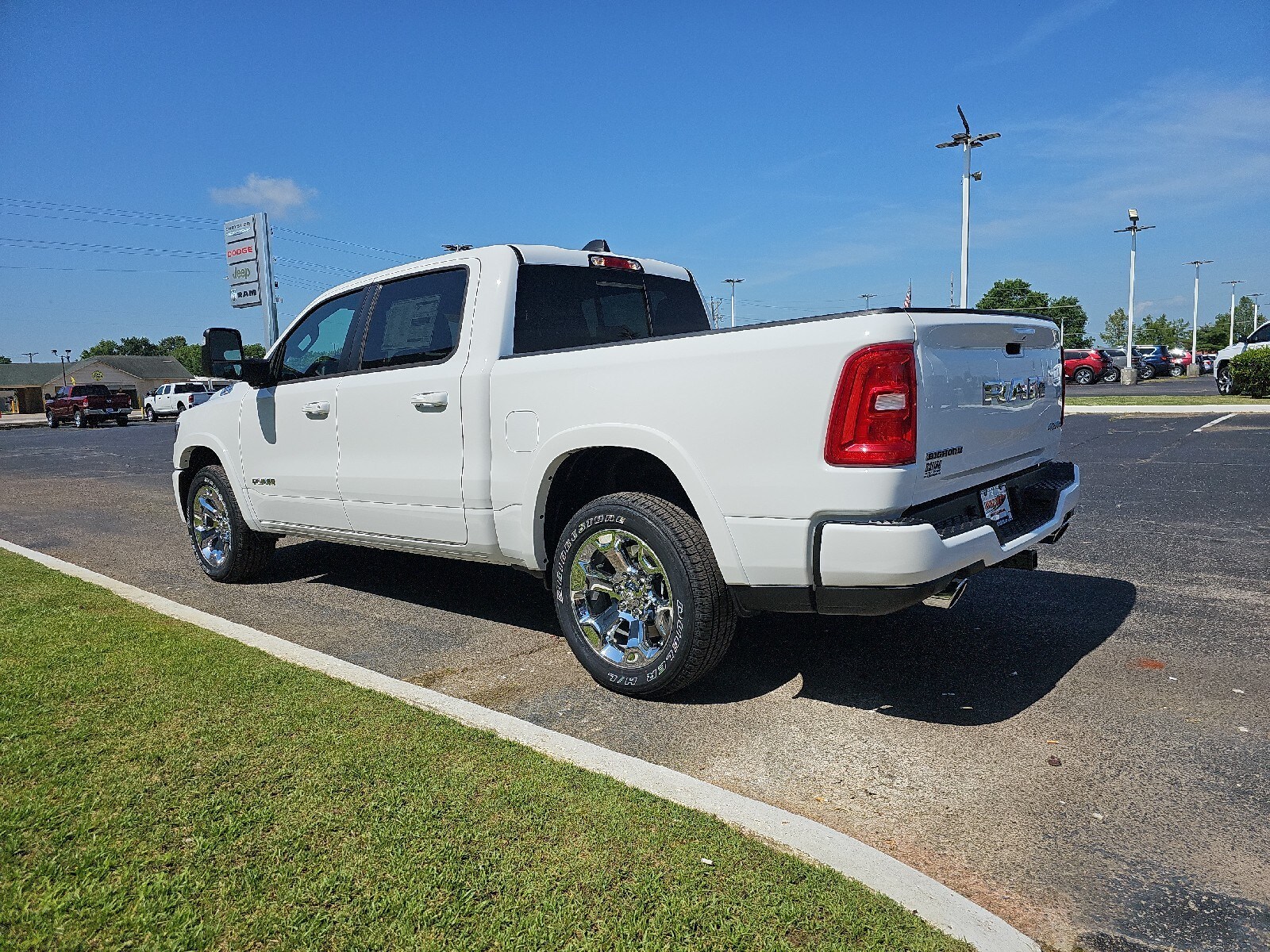 2025 Ram 1500 Big Horn Lone Star photo 3