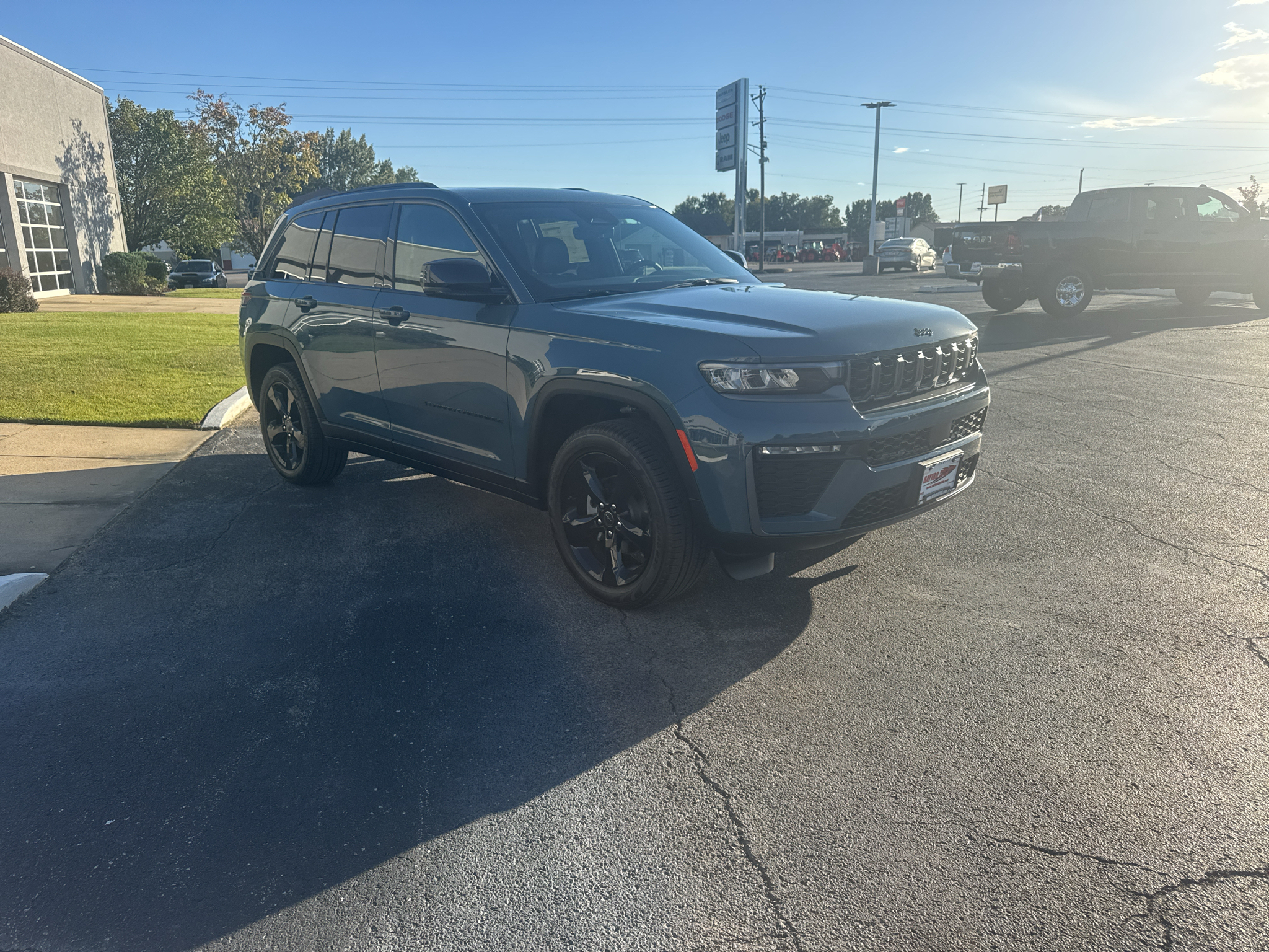 New 2027 Jeep Grand Cherokee Limited Sport Utility
