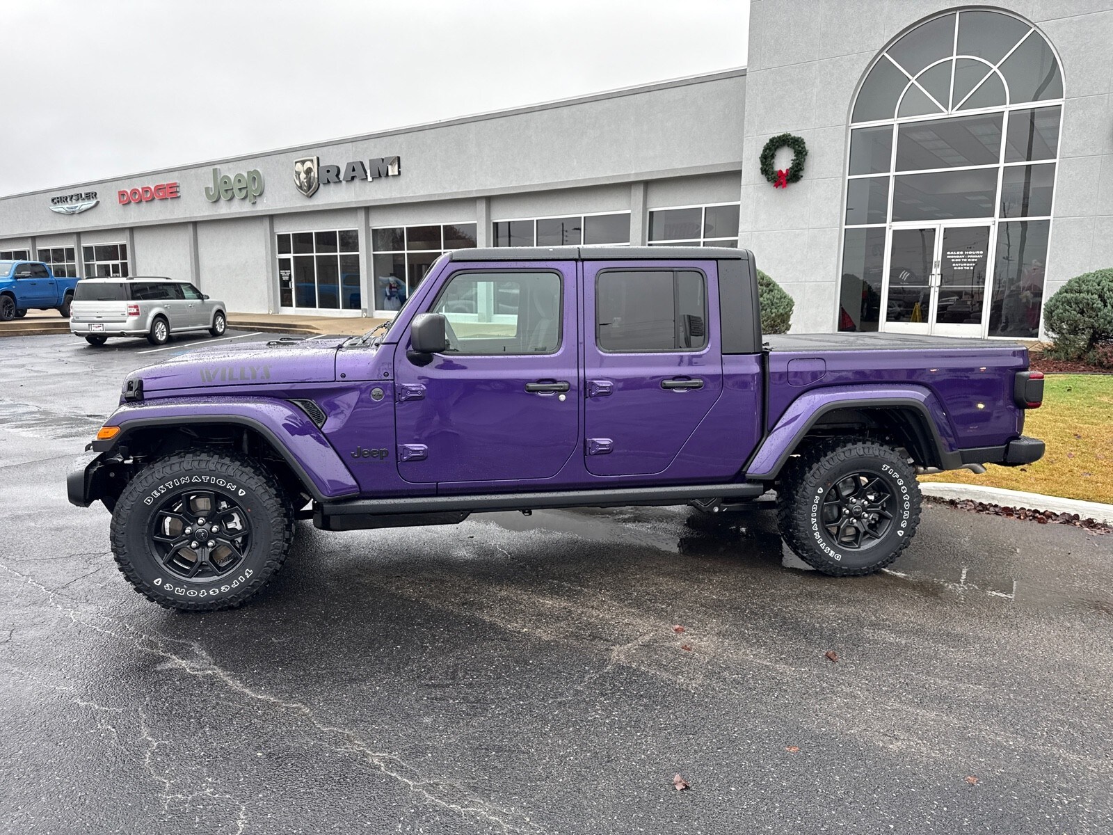2026 Jeep Gladiator Sport photo 2